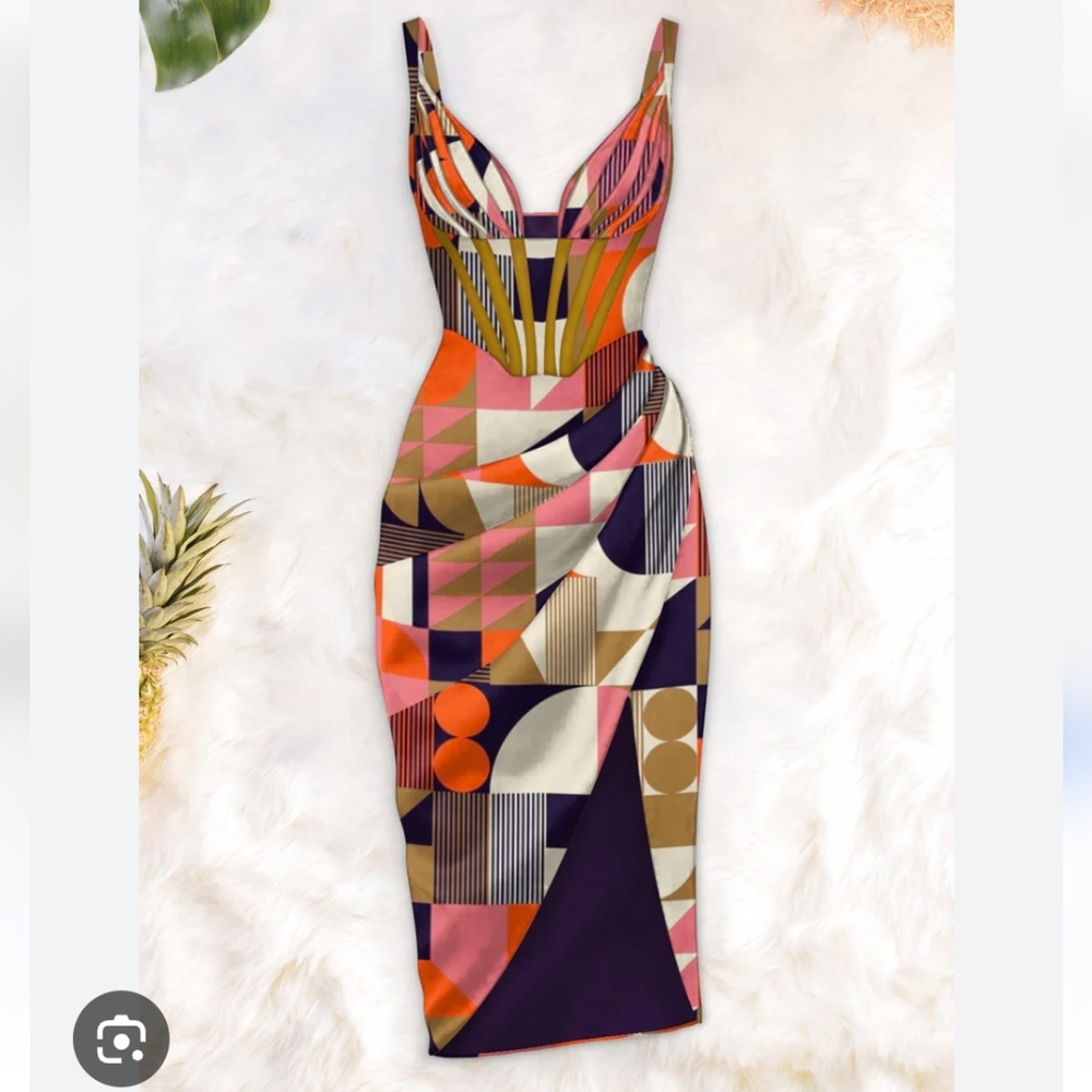 Sleeveless Geo-Print Bodycon Dress in Multicolor